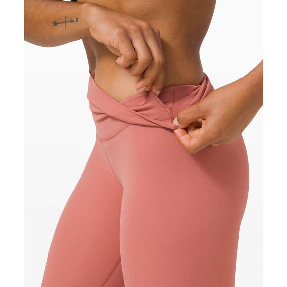 Lululemon Wunder Under Hi-Rise Tight Luxtreme 28" Sz 4 Rose - Picture 8 of 8
